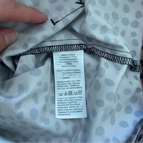 Women's J. Crew Perfect Rain Jacket in Leopard Dot Size XXS - Picture 8 of 8